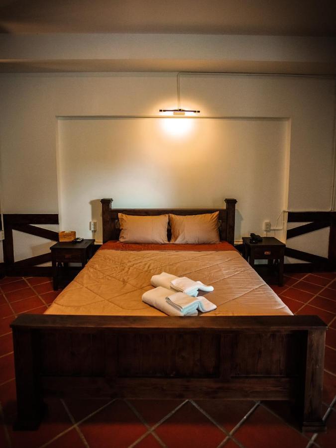Y.O Inn Kon Tum Esterno foto