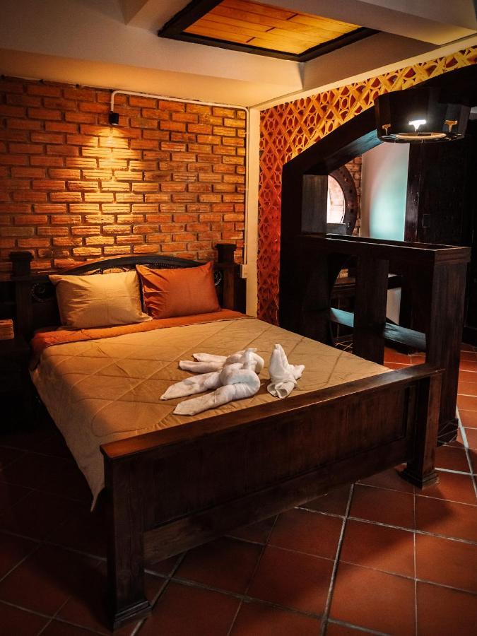 Y.O Inn Kon Tum Esterno foto